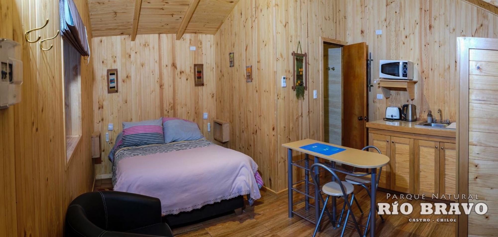 Parque Natural Rio Bravo Lodge Castro Bilik gambar